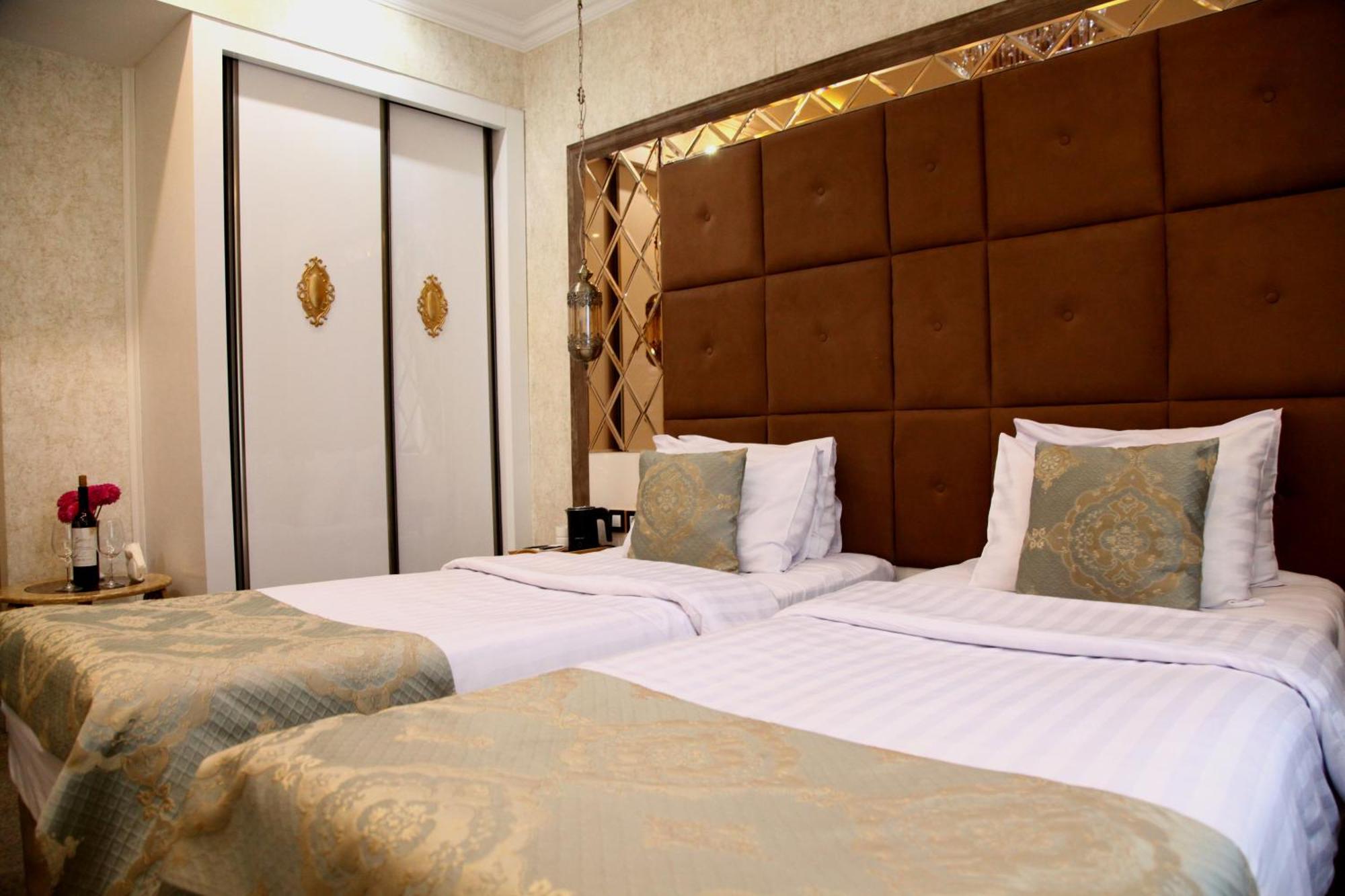 Aqua Hotel 第比利斯 外观 照片